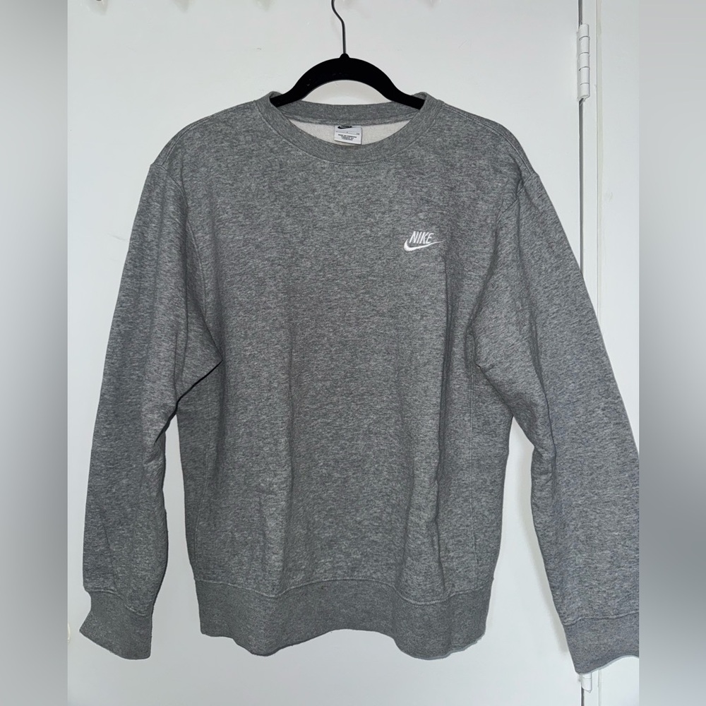 Nike Men's Heather Gray Crewneck Sweater